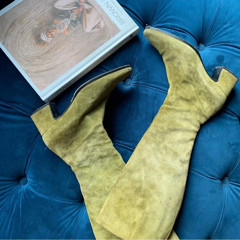 VINTAGE DKNY GREEN SEUDE LEATHER HIGH BOOTS